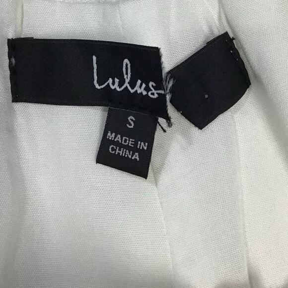 LULU'S SZ S white elastic waist shorts NEW B124 - Picture 3 of 6